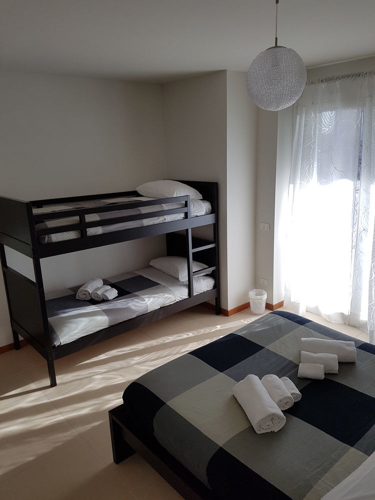 Bed & Breakfast Orio Easy Airport Azzano San Paolo Eksteriør billede