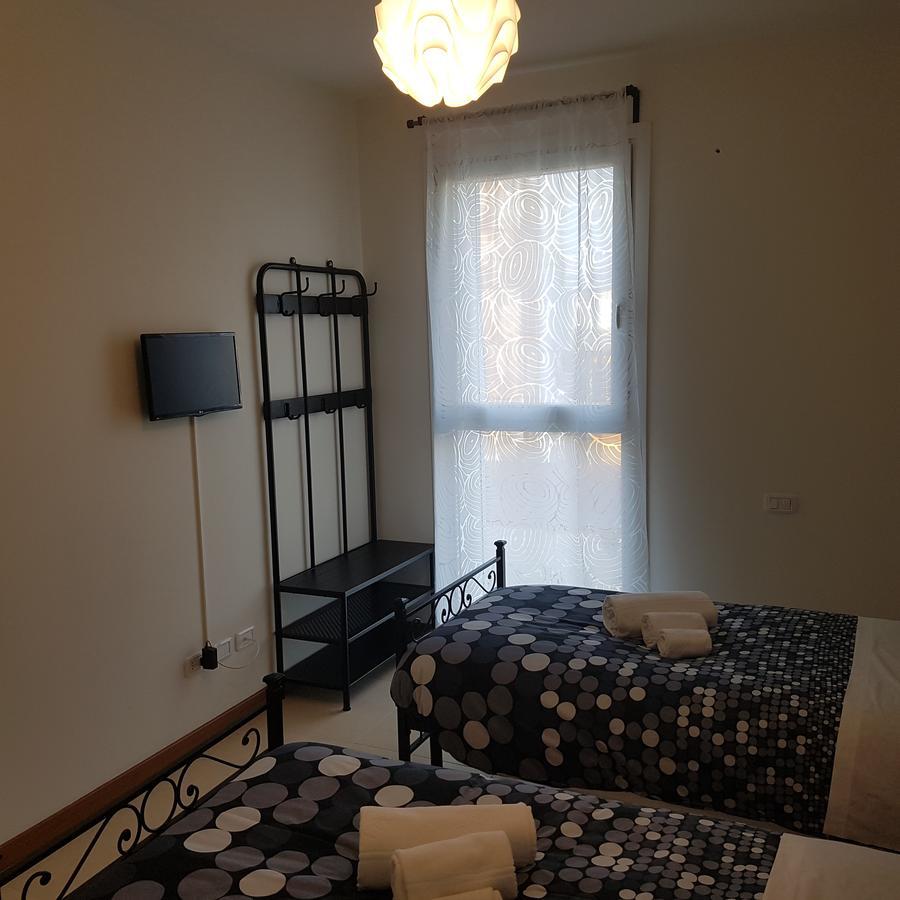 Bed & Breakfast Orio Easy Airport Azzano San Paolo Eksteriør billede